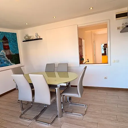 Sea View With Terrace&parking Апартаменти