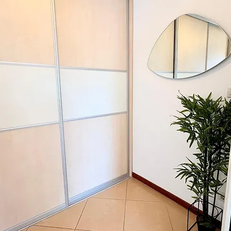 Sea View With Terrace&parking Апартаменти *