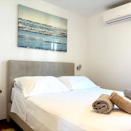 Apartman Sea View With Terrace&parking *